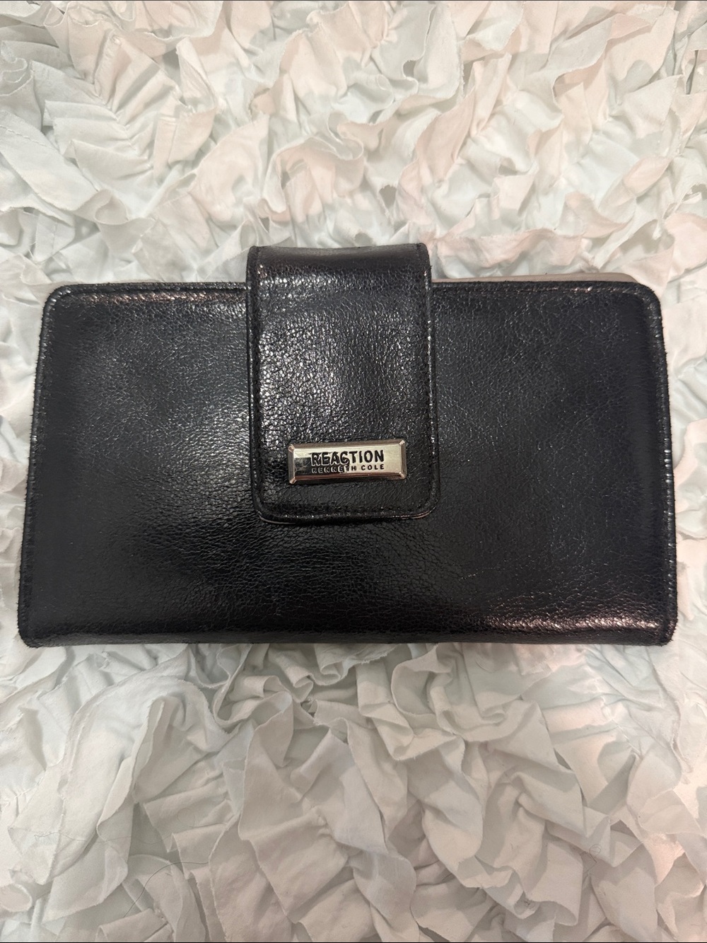 Kenneth Cole Reaction Black Leather Clutch Wallet